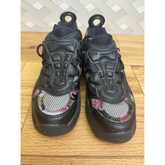 NIKE WOMEN AIR SWOOPES 2. SIZE 7 "FLORAL" BLACK METALLIC GOLD - Picture 2 of 10